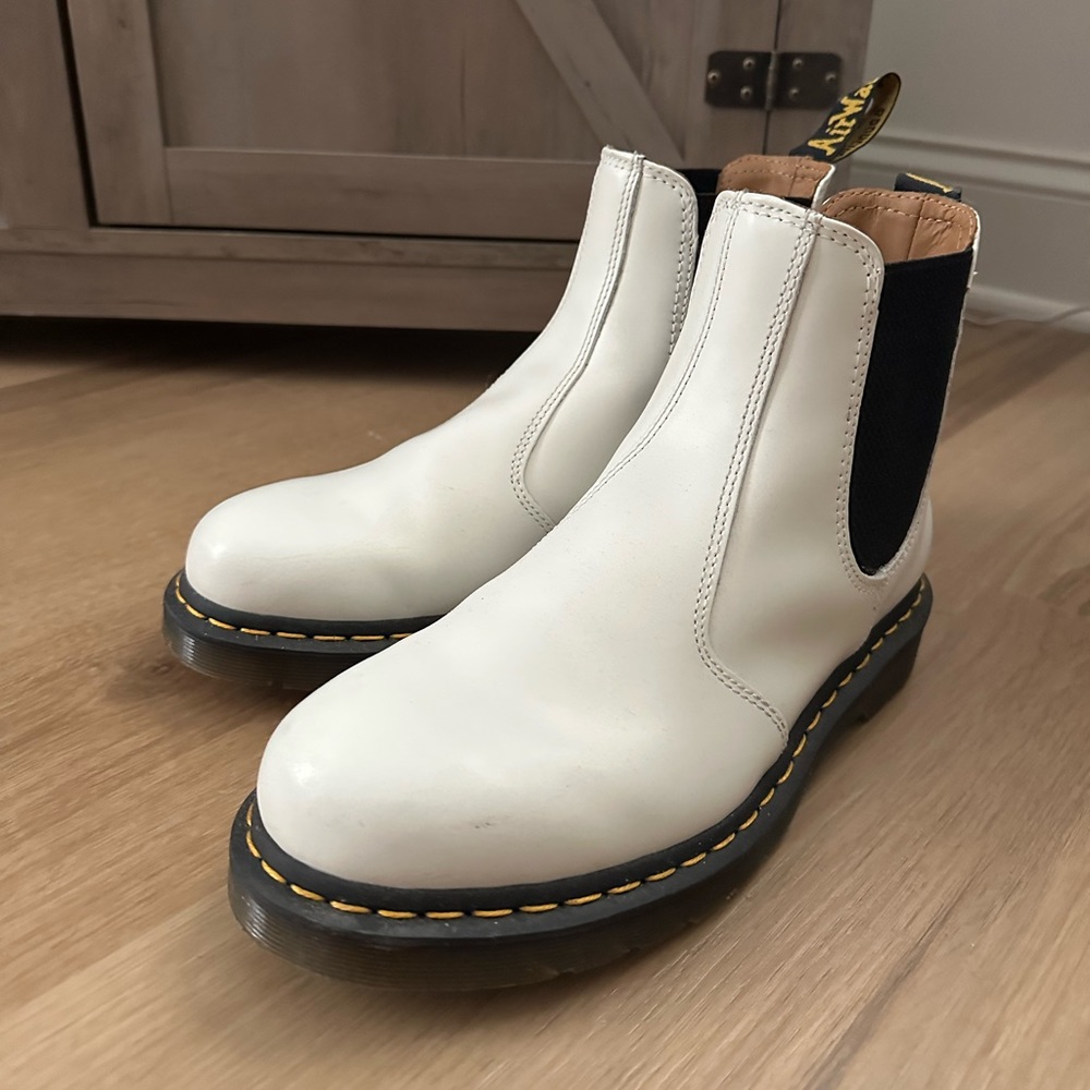 Doc Martin Chelsea Boots